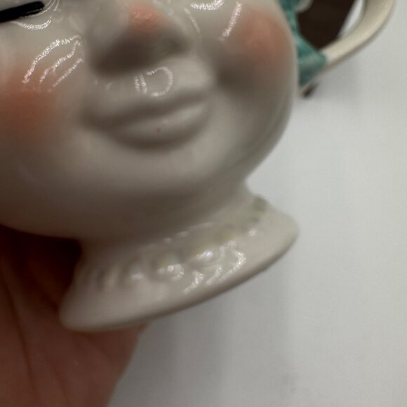 Vintage Baileys Irish Cream Winking Eye Creamer Girl w Blue Bow Limited Edition - Picture 7 of 10